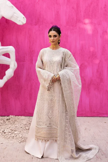 The Empress Wedding Formals By Emaan Adeel | LUMESSE