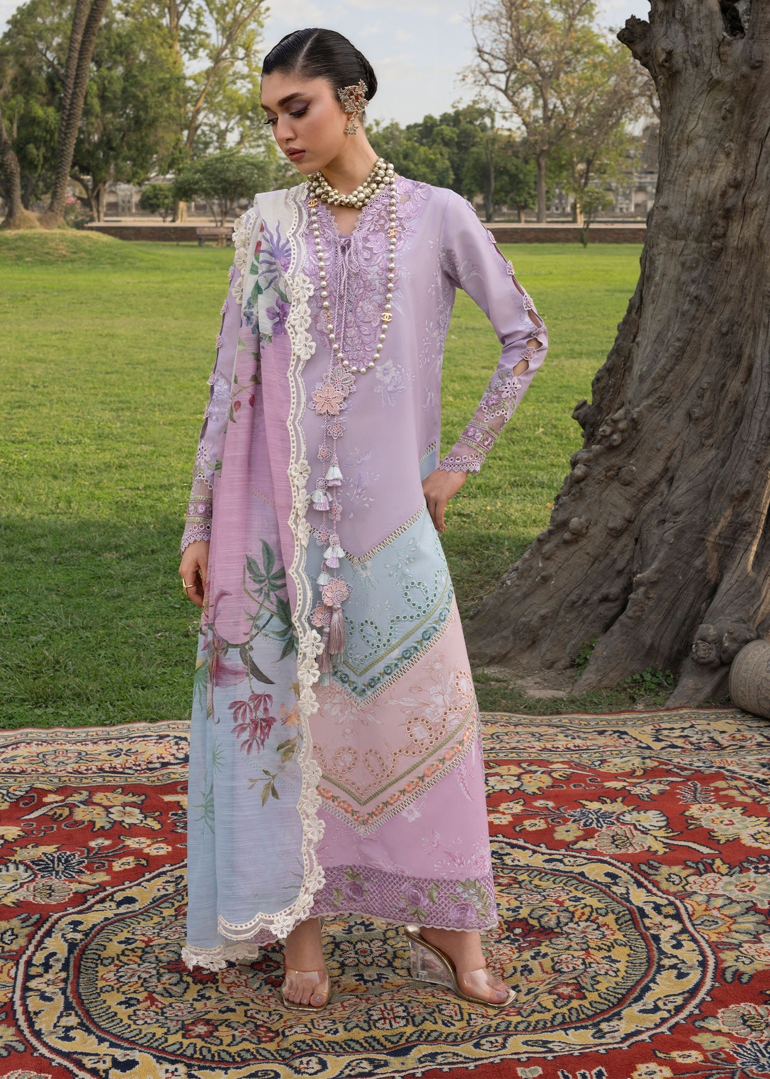Bloom Saira Shakira Lawn | AVA – 1B